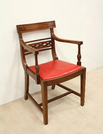 Antique Set of 8 Hepplewhite Style Dining Chairs