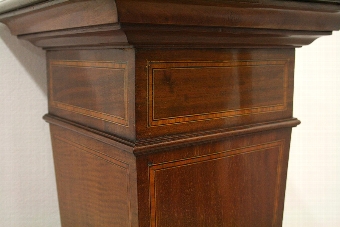 Antique Sheraton Style Inlaid Mahogany Pedestal