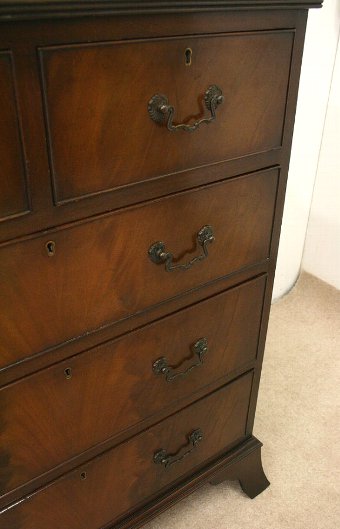 Antique Georgian Style Mahogany Chest of Drawers