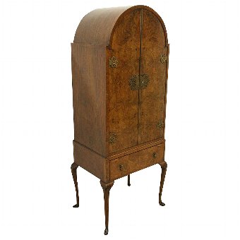Queen Anne Style Burr Walnut Radio Cabinet