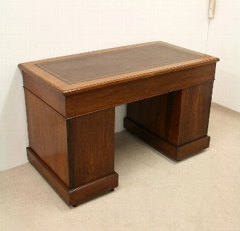 Antique Late Victorian Walnut Desk