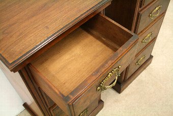 Antique Pair of Late Victorian Walnut Bedside Lockers