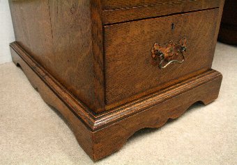 Antique Late Victorian Oak Desk