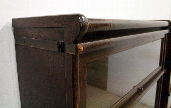 Antique Pair of Globe Wernicke Oak Sectional/Stacker Bookcases