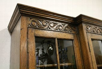 Antique Georgian Style Carved Oak Cabinet Bookcase