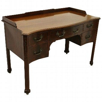 Chippendale Style Mahogany Side Table/Dressing Table