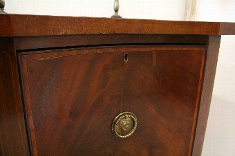 Antique George III Mahogany Serpentine Sideboard