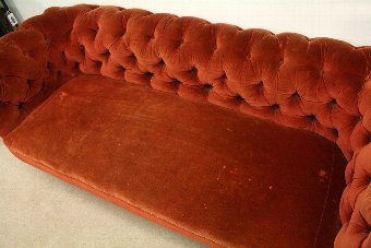 Antique Classic Victorian Chesterfield Sofa