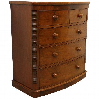 Early Victorian Mahogany Bow Front Chest of Drawers