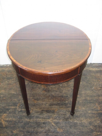 Antique George III Mahogany Foldover Tea Table