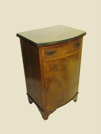 Georgian Style Bowfront Bedside Cabinet