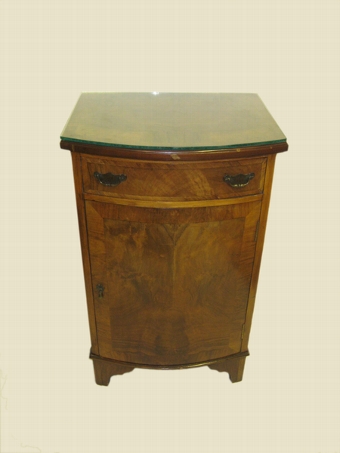 Antique Georgian Style Bowfront Bedside Cabinet