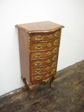 French Neat Sized Serpentine Chest of Drawers