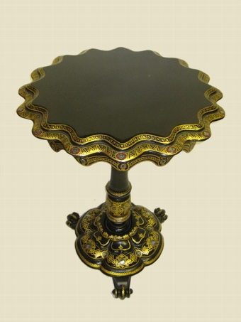 Snap Top Papier Mache Table