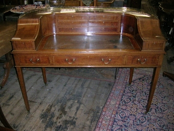 Carlton House Desk