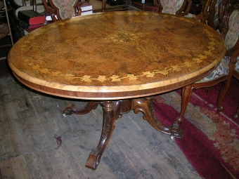 Victorian Walnut Oval Table