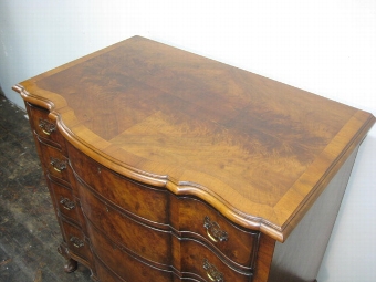 Antique George I Style Walnut Block Front Chest of Drawers