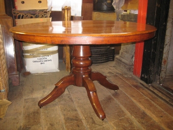 Antique Victorian Circular Mahogany Breakfast Table