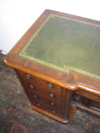 Antique Victorian Mahogany Desk