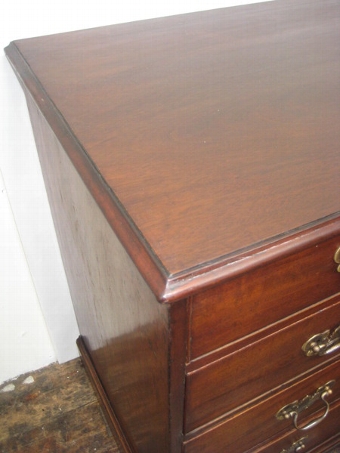 Antique George III Neat Sized Mahogany Chest of Drawers