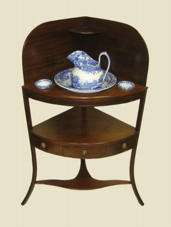 George III Stylish Carved Wash Stand