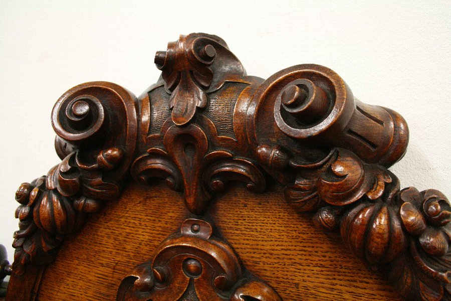 Antique Scottish Victorian Carved Oak Sideboard | ANTIQUES.CO.UK