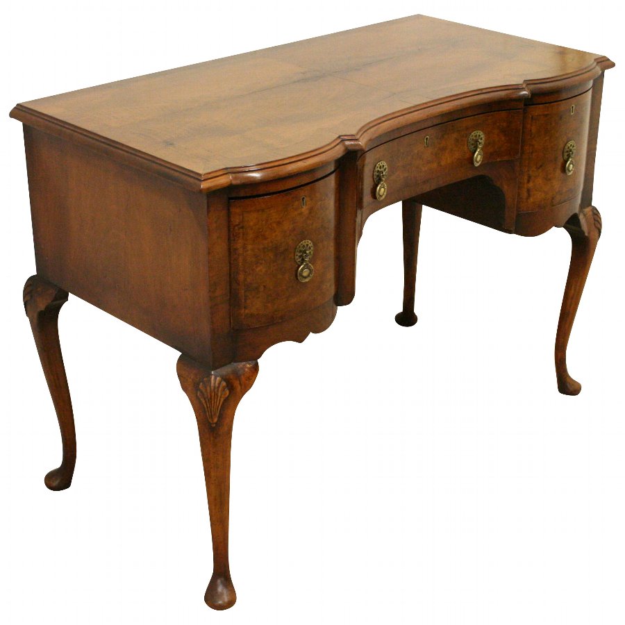 Antique George II Style Walnut Side Table/Desk