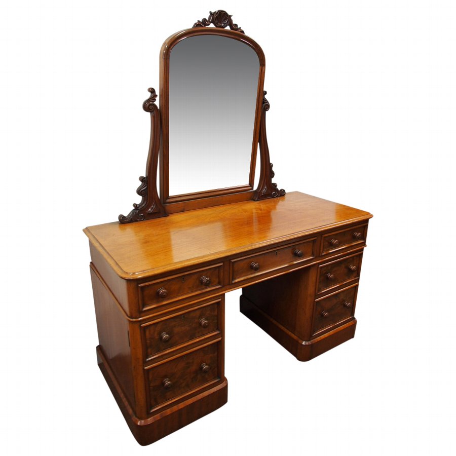 Victorian Mahogany Pedestal Dressing Table