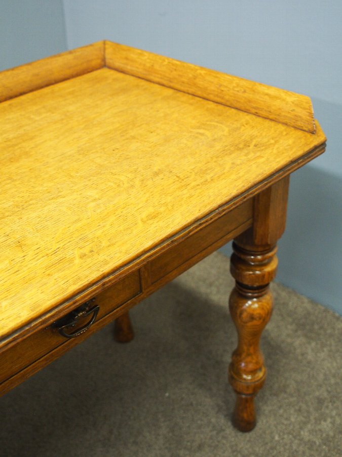 Antique Pair of Victorian Oak Side Tables ANTIQUES.CO.UK