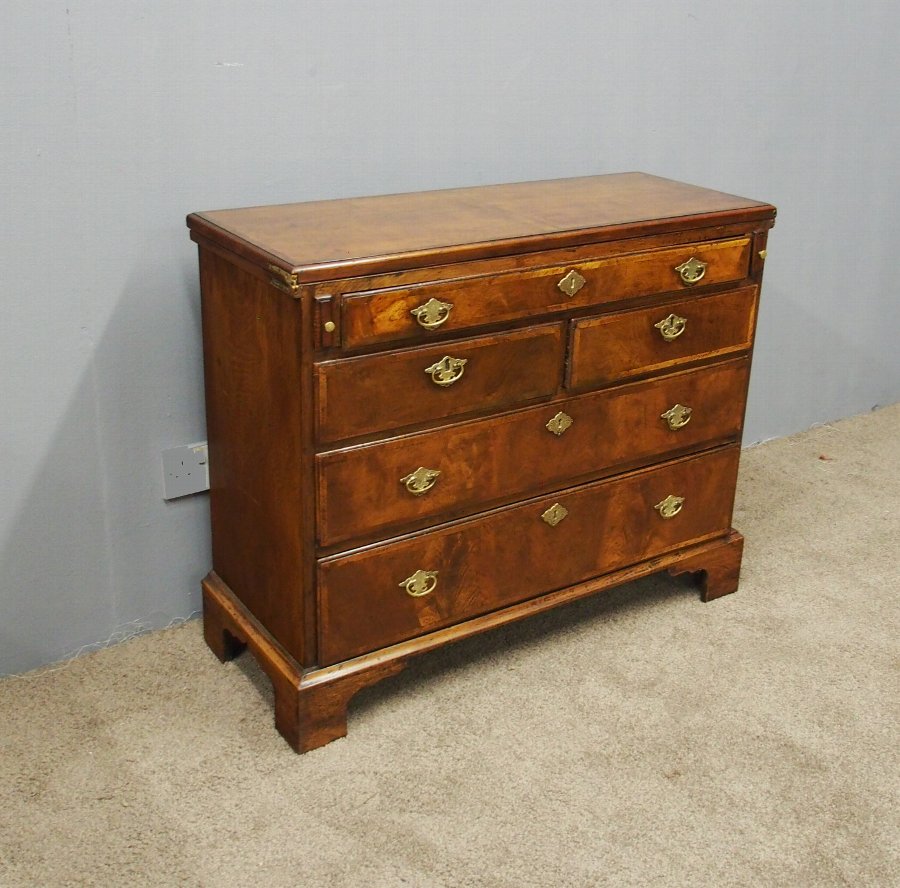 Antique Georgian Style Walnut Bachelors Chest Of Drawers