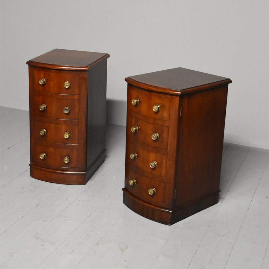 Antique Pair of Victorian Mahogany Bow-Front Bedside Cabinets