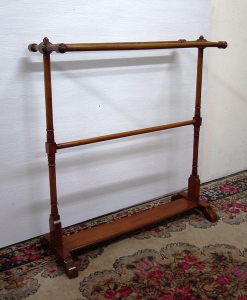 Late Victorian Mahogany Towel Rail