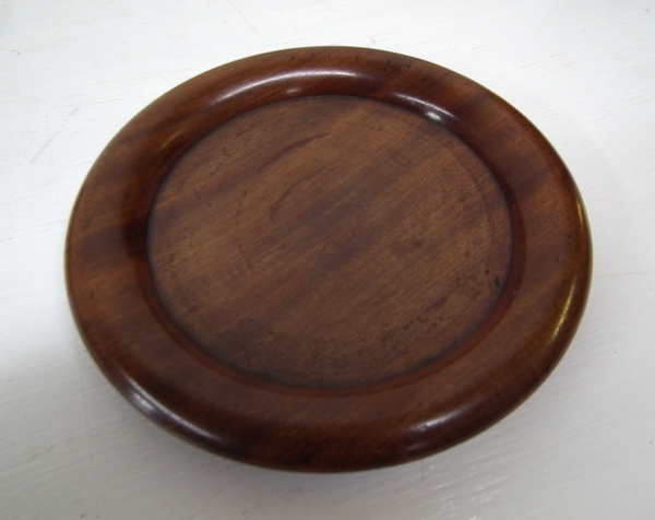 Antique George III Mahogany Wine Coaster | ANTIQUES.CO.UK