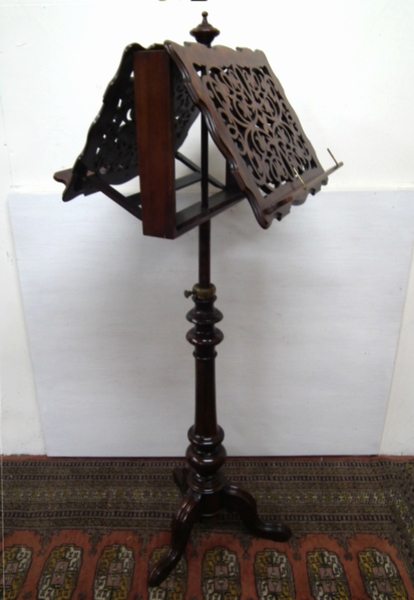 Mid Victorian Rosewood Duet Stand