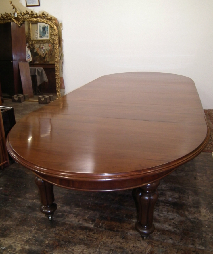 Victorian Mahogany Dining Table