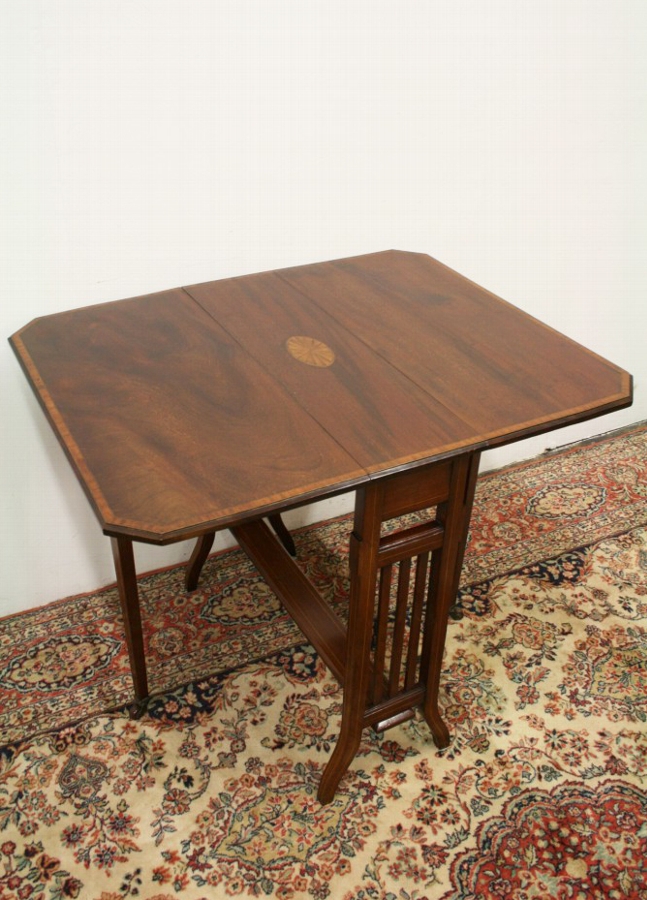 Sheraton Style Sutherland Tea Table