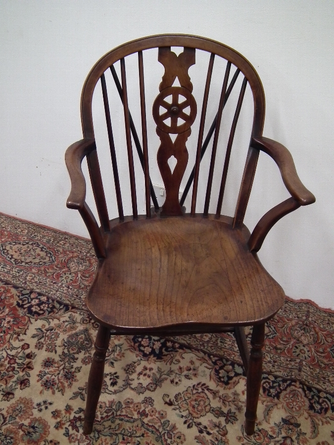 Antique George III Elm Windsor Chair