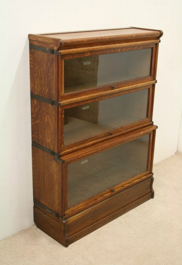 Globe Wernicke Oak Sectional/Stacker Bookcase