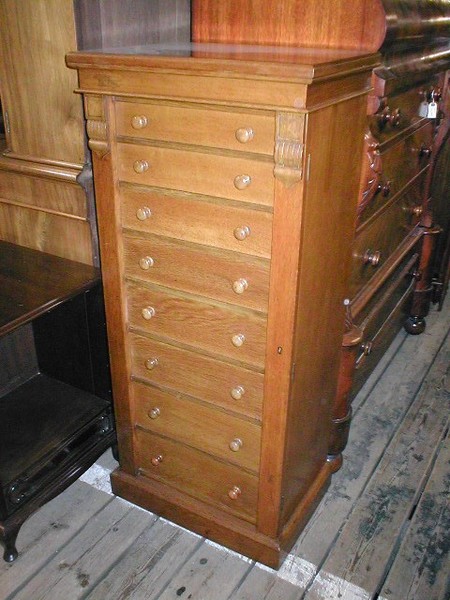 Victorian Wellington Chest 