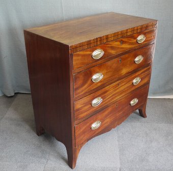 Antique Regency mahogany chest of drawers