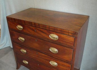 Antique Regency mahogany chest of drawers