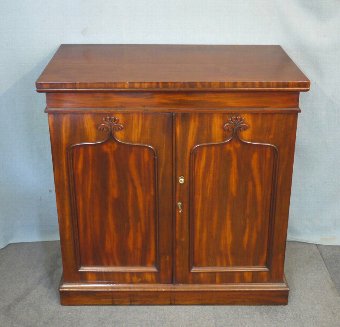 Regency mahogany cabinet, chiffonier