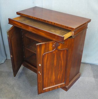 Antique Regency mahogany cabinet, chiffonier