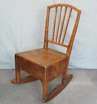 Antique Georgian elm rocking nursing chair