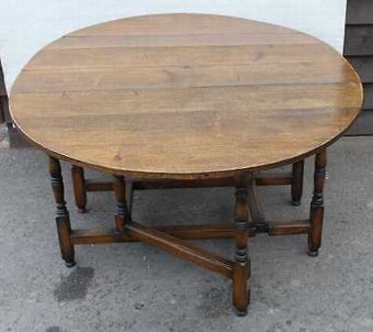 Antique 1940's Large Oak Gate Leg Table with carved turned legs and Drawer.