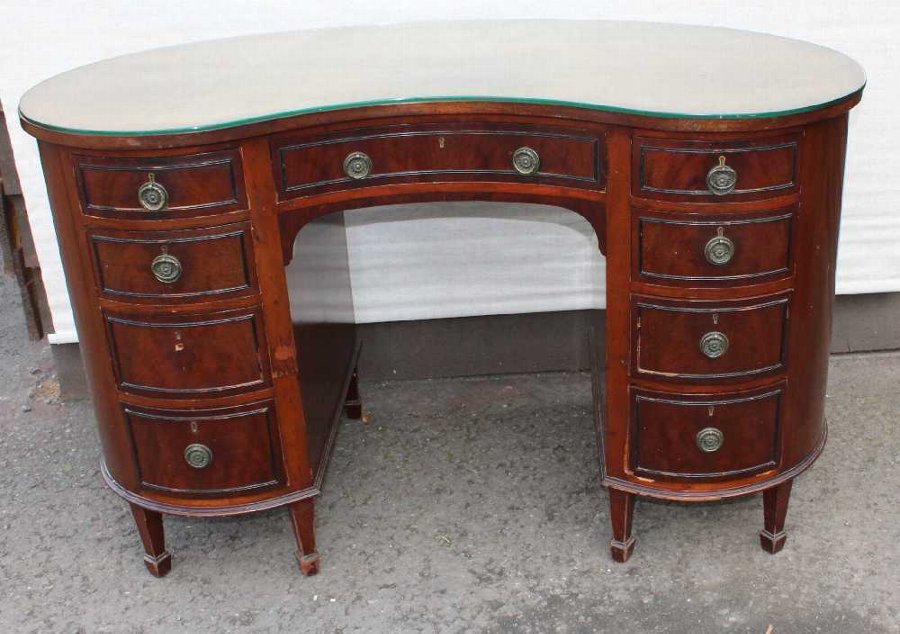 1920s Lovely shaped Mahogany Kidney Desk with Glass Top/ dressing table.