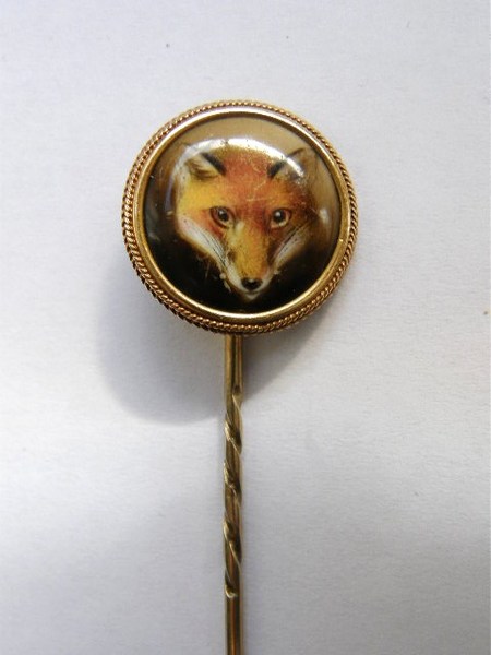 W. Essex Enamel Fox Head Pin