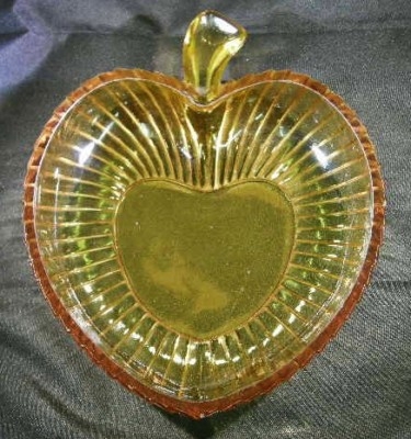 Lovely Heart Apple Glass Dish