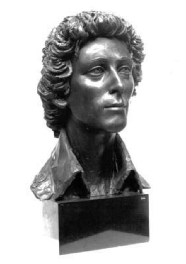 PORTRAIT OF ROBERT POWELL  BY ENZO PLAZZOTTA