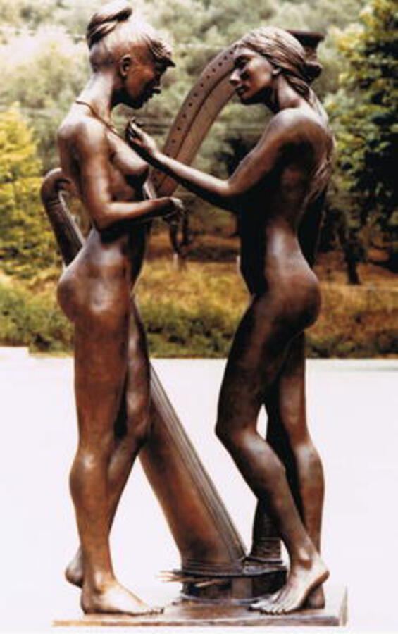 THE CONVERSATION (LIFESIZE) BY ENZO PLAZZOTTA